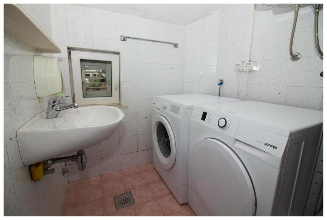 Apartment Mona Lisa โมโกชิซา ภายนอก รูปภาพ